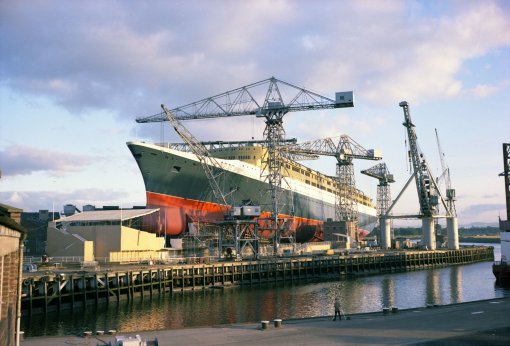 qe2 launch