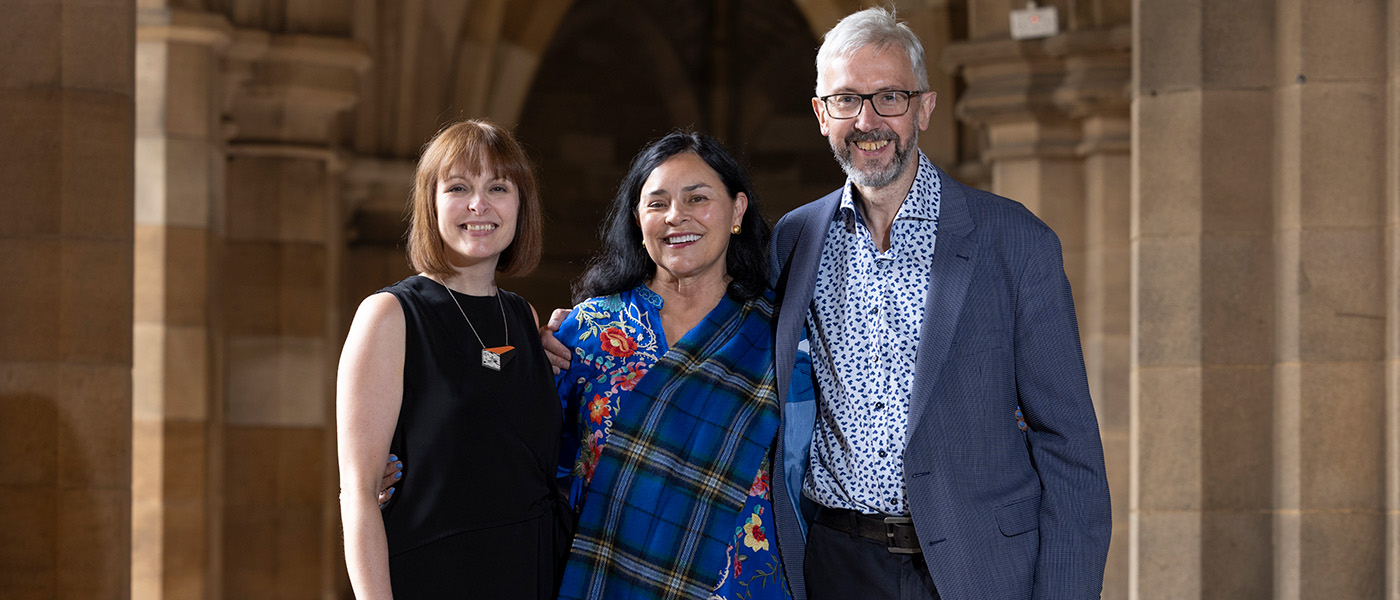 Lisa Kelly, Diana Gabaldon and Willy Maley in the cloisters