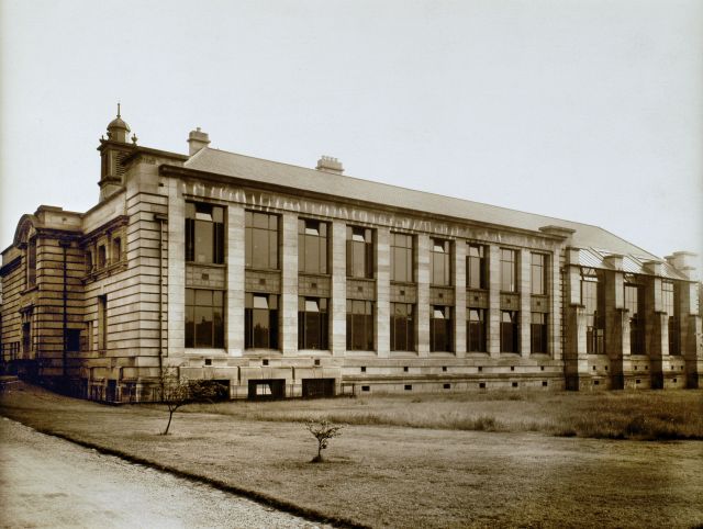 The exterior north face of the Graham Kerr Building