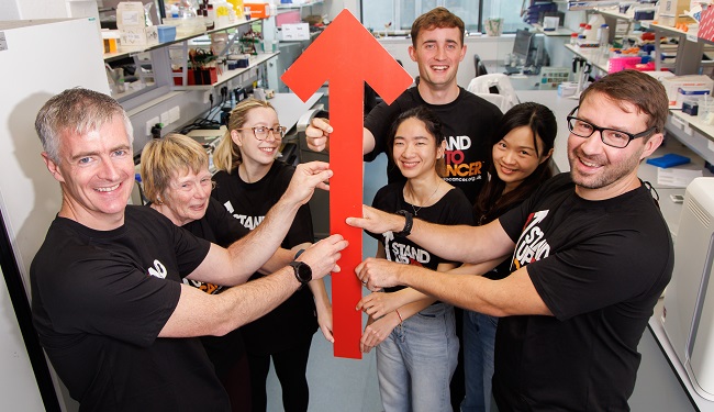 From left to right: Professor Campbell Roxburgh, Jean Quinn, Kathryn Pennel, Lewis Irvine, Phimmada Hatthakarnkul, Guang-Yu Lian, Gerard Lynch