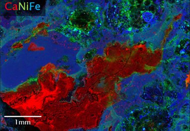 A synchrotron X-ray fluorescence false colour image of a CAI