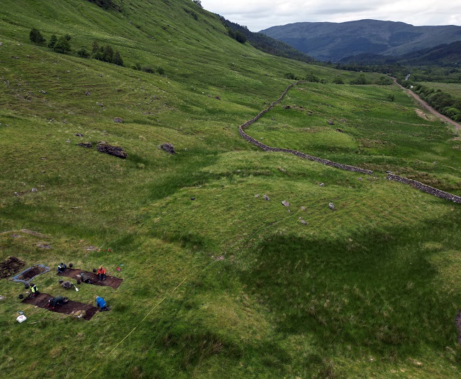 Achnacon drone photo, showing excavation trenches and the village’s agricultural land. Photo: Aris Palyvos