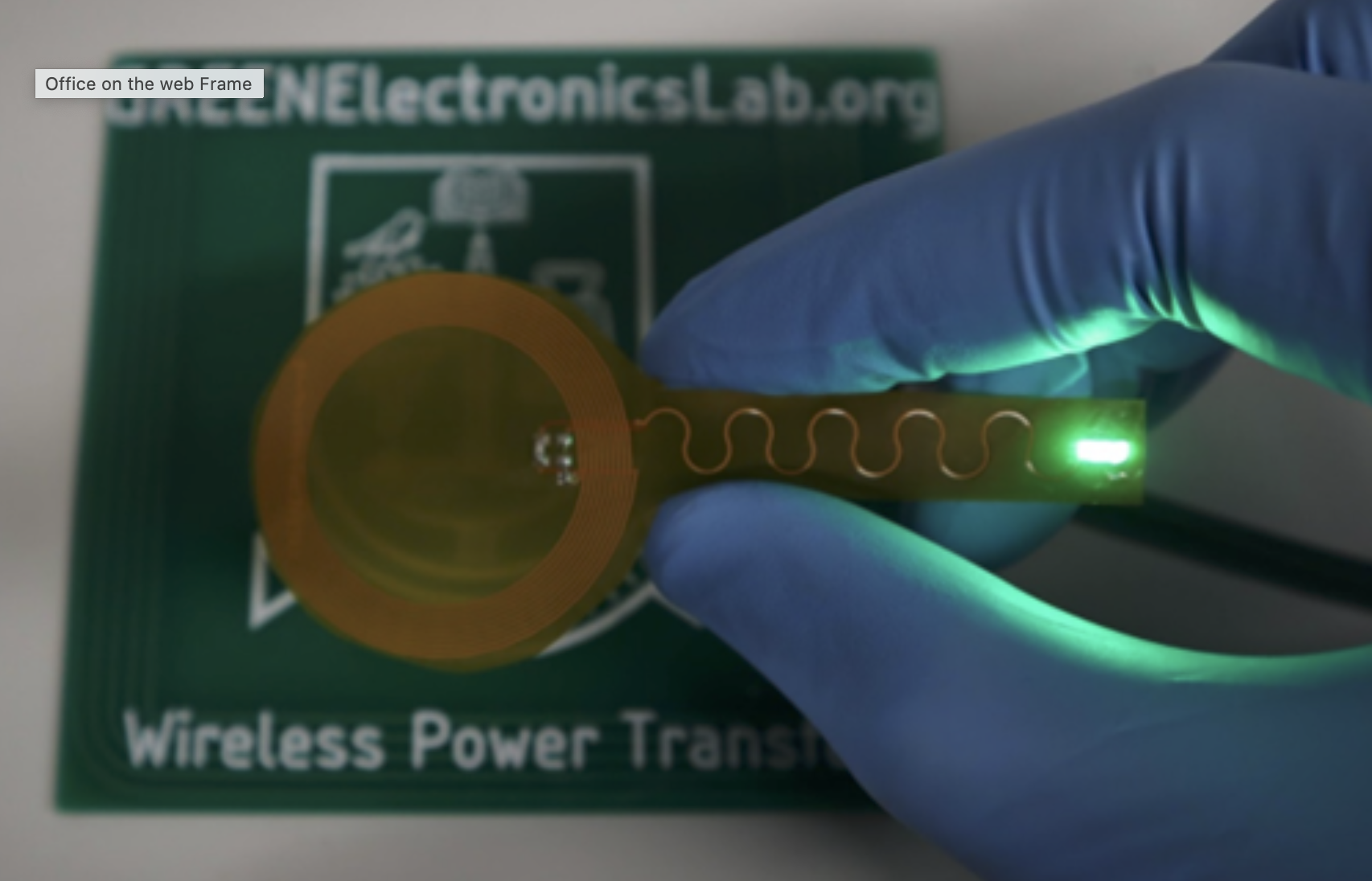 The wireless implantable drug delivery probe for bladder cancer photodynamic treatment